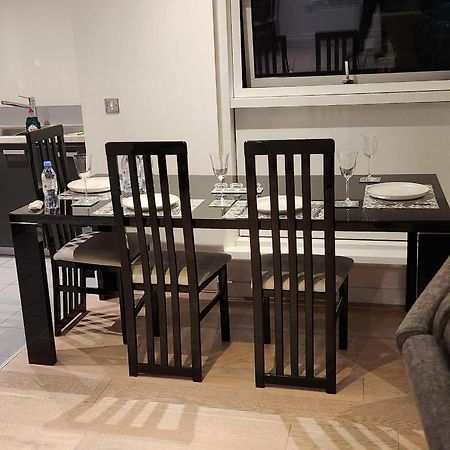 Luxury 2 Bed Apartment Excel Londres Exterior foto