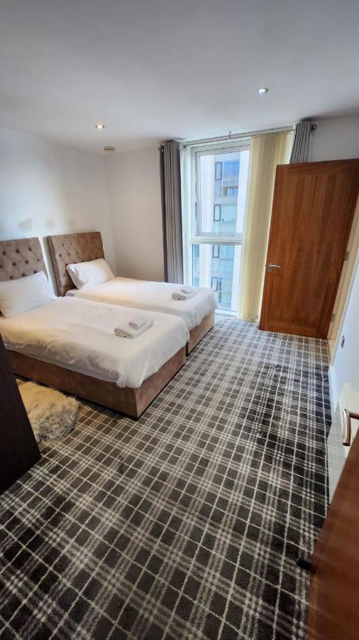 Luxury 2 Bed Apartment Excel Londres Exterior foto